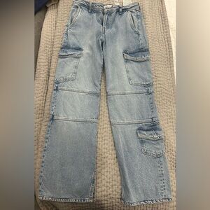 ZARA MID-RISE TRF CARGO JEANS